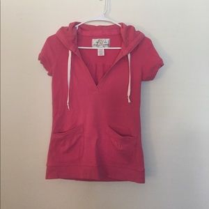 **S O L D** 🎀✨🎀 Abercrombie short sleeve hoodie