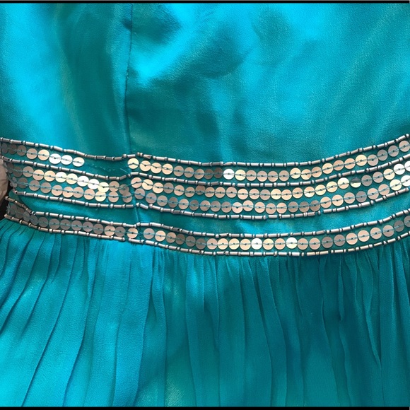 Adrianna Papell Cocktail Dress - Size 6 - Picture 5 of 8