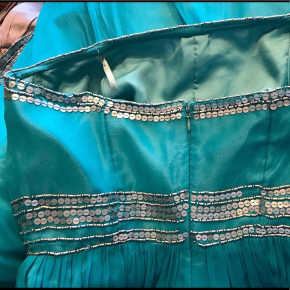 Adrianna Papell Cocktail Dress - Size 6 - Picture 3 of 8