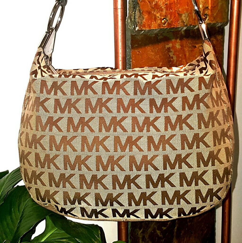 Michael Kors signature bag