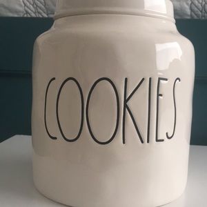 Rae Dunn Cookie Jar for Barbara