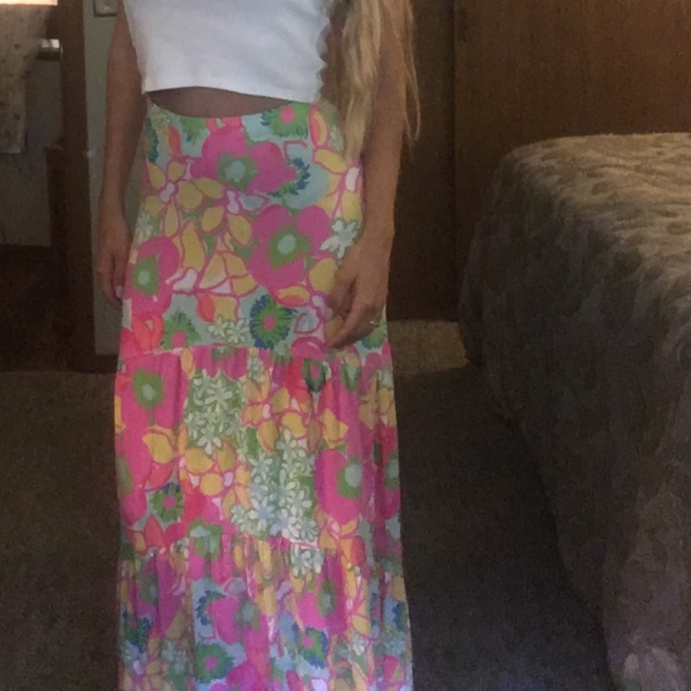 Skirt never worn