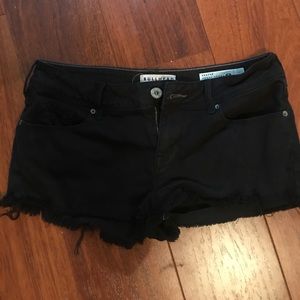 Bullhead black denim shorts