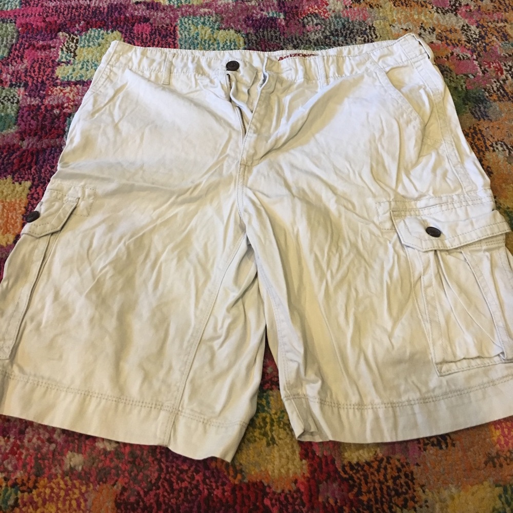 Men's cargo shorts