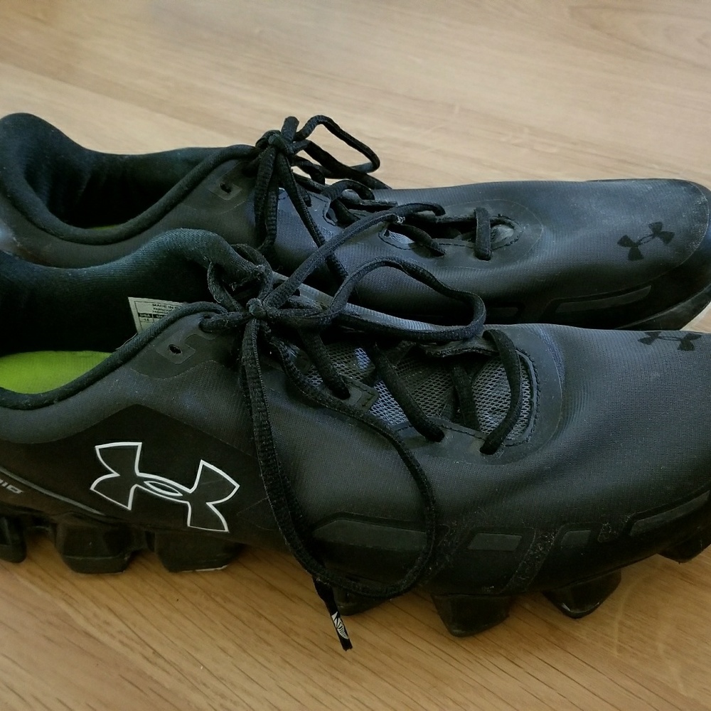 Under Armor shoes
