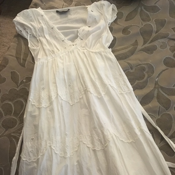 Dress - Picture 5 of 6