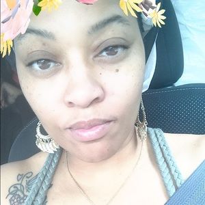 Meet your Posher, Nicky