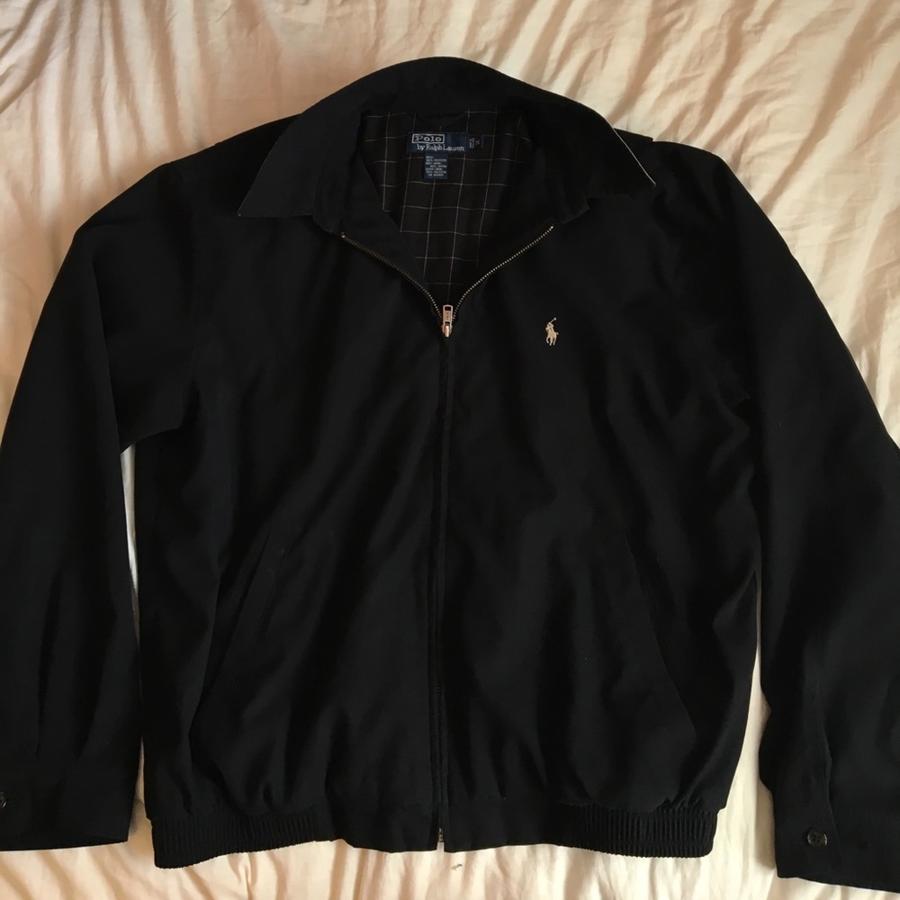 Bi-Swing Windbreaker