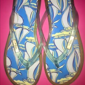 Lilly Pulitzer sailboat flip flops size 7