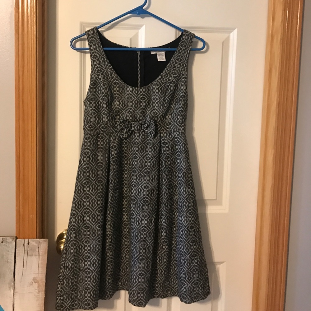 Dress black and white! Same day shipping!