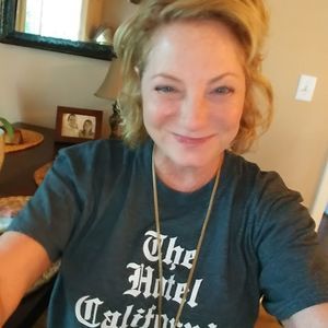 Meet your Posher, Wendy