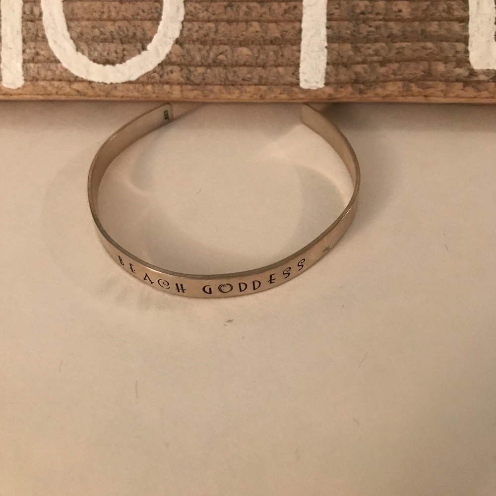 Bracelet