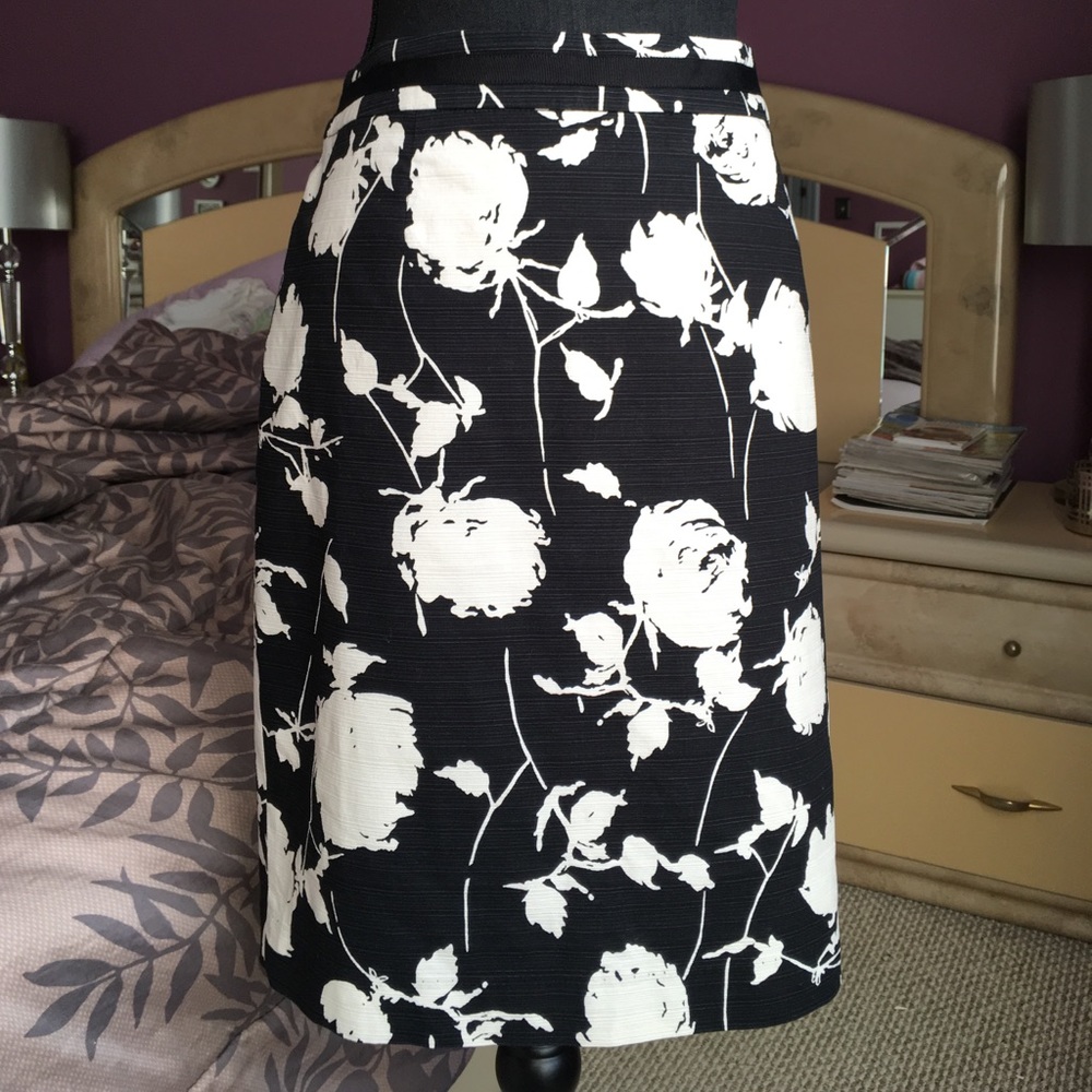 Boden pencil skirt