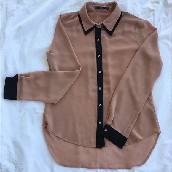 Potter's Pot Button Down Salmon Beige Blouse - Picture 2 of 6