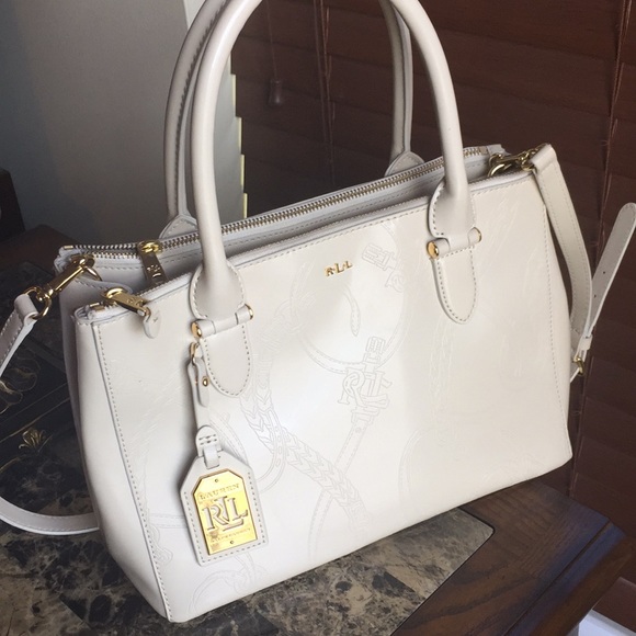 Ralph Lauren Handbags - Authentic Ralph Lauren purse hand bag