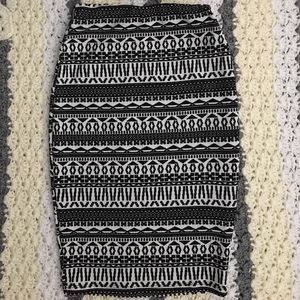 Printed Pencil Skirt 🤤😍