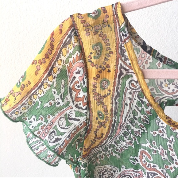 Patterned Sheer Top - Picture 4 of 5