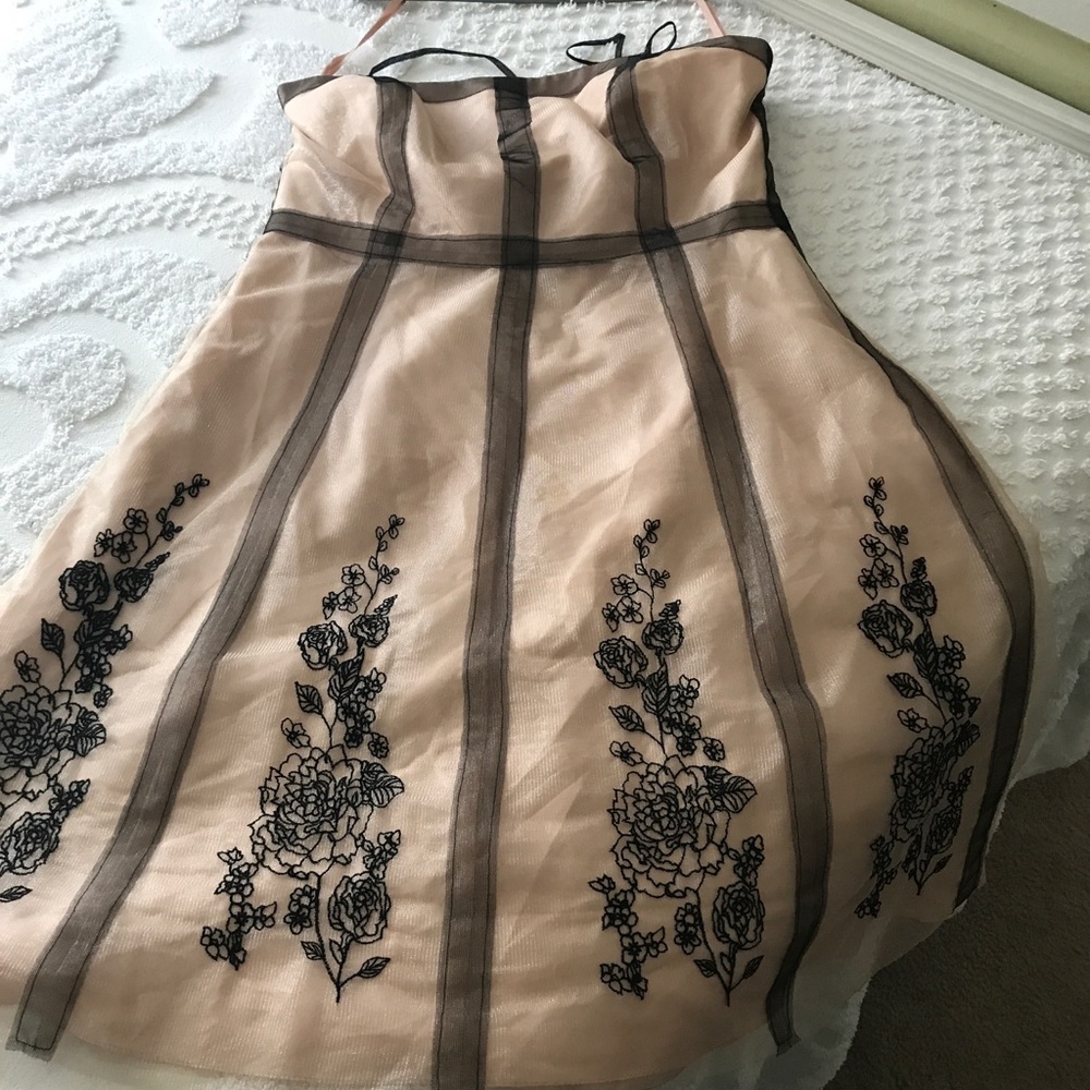 Vintage style sheer/embroidery cocktail dress.