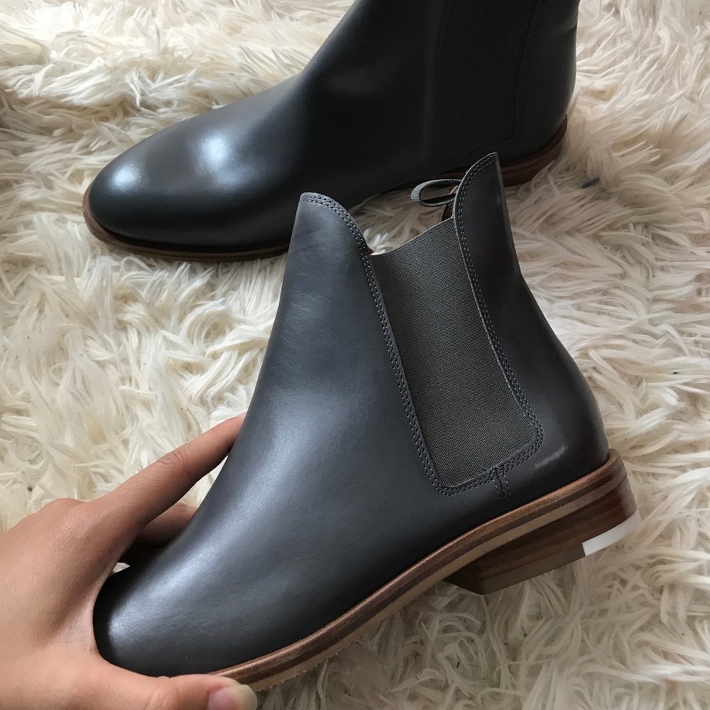 EVERLANE boots