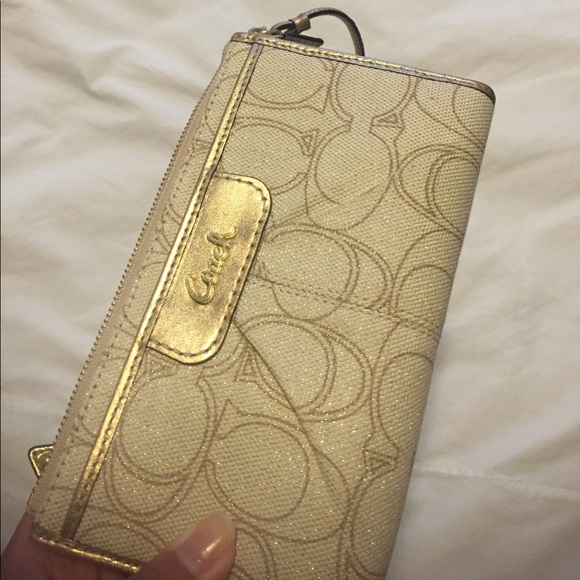 Coach Wallet with Wristlets - Picture 8 of 8