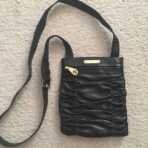 Michael Kors crossbody leather purse 👛
