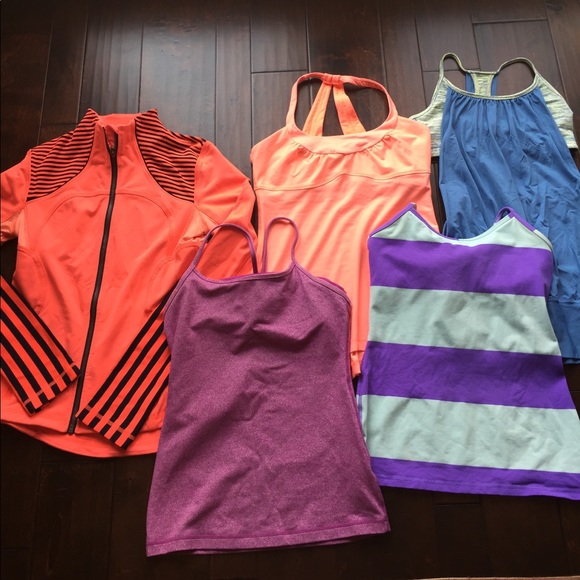 Size 6 Lululemon wardrobe - Picture 1 of 7