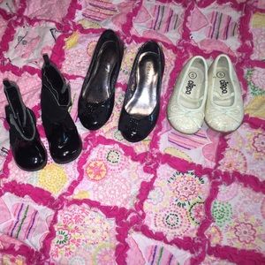 Bundle of girls shoes! Great deal! 😁