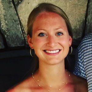 Meet your Posher, Lizzie