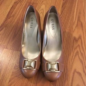 Guess wedges size 8