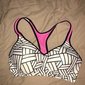 SO push up sports bra