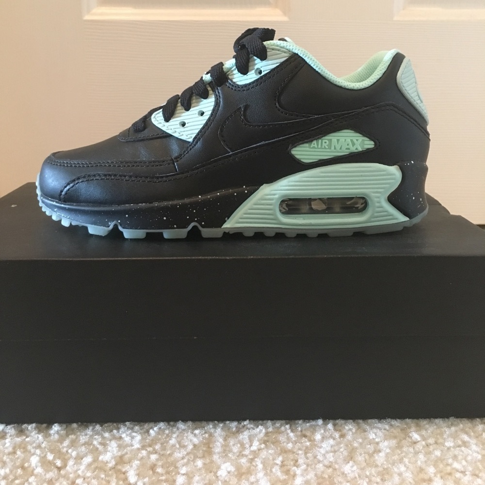 Nike customs air max