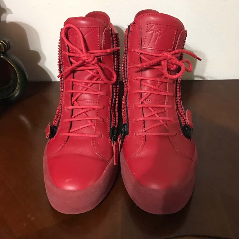 Selling red Giuseppe's 100% authentic.