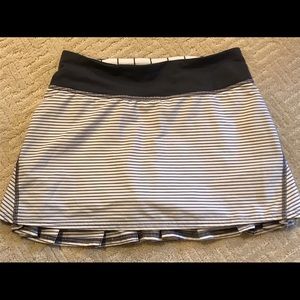 Lululemon pacesetter skirt striped 2 reg