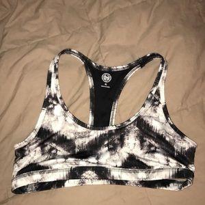 SO sports bra