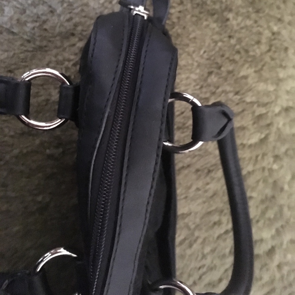 Liz Claiborne purse - Picture 5 of 5