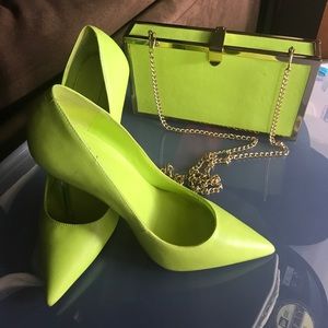 ALDO NEON GREEN HEELS ONLY
