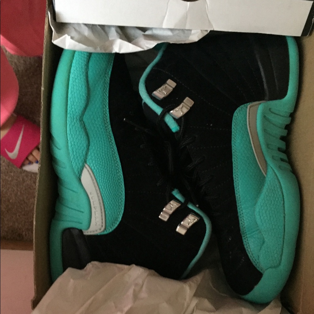 Jordan 12s