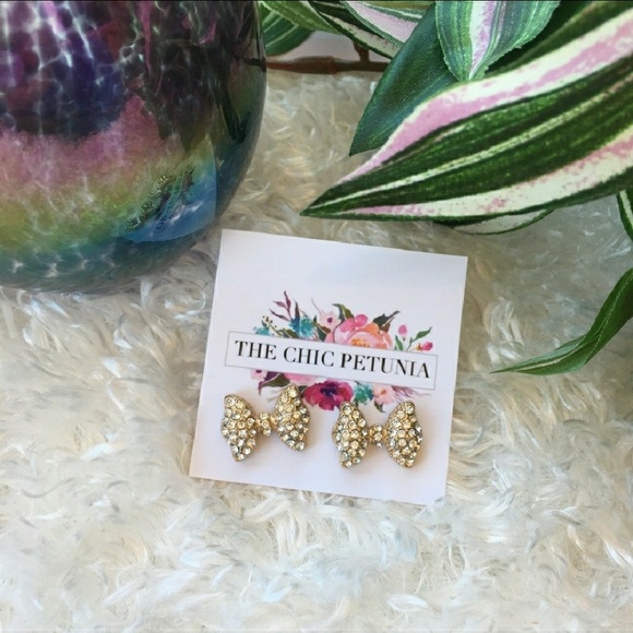 πBow Earringsπ - Picture 2 of 5