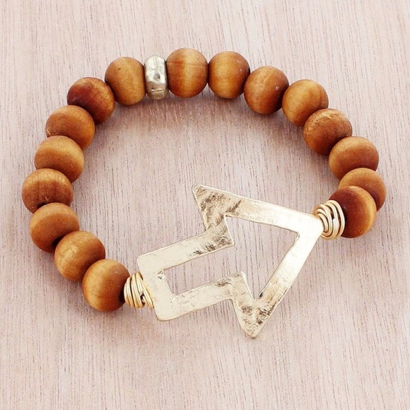 Jewelry - *** 5/$25 SALE! ***  Wood Arrow Beaded Bracelet