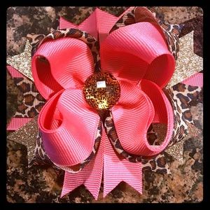 Leopard & coral stacked bow