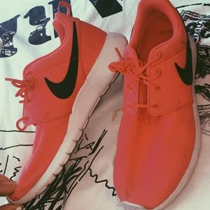 Nike Roshes