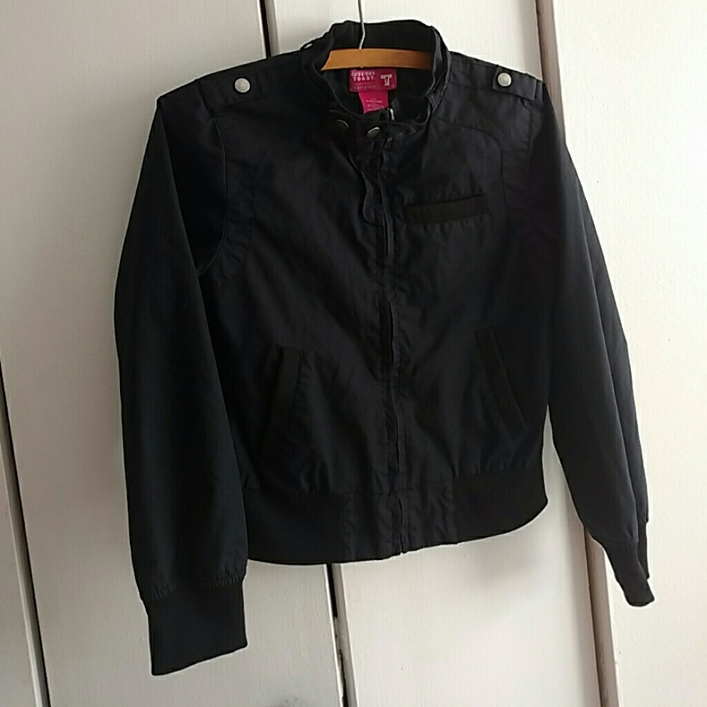 Crop Black Bomber