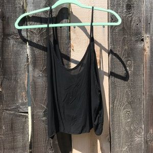 Black cropped tank