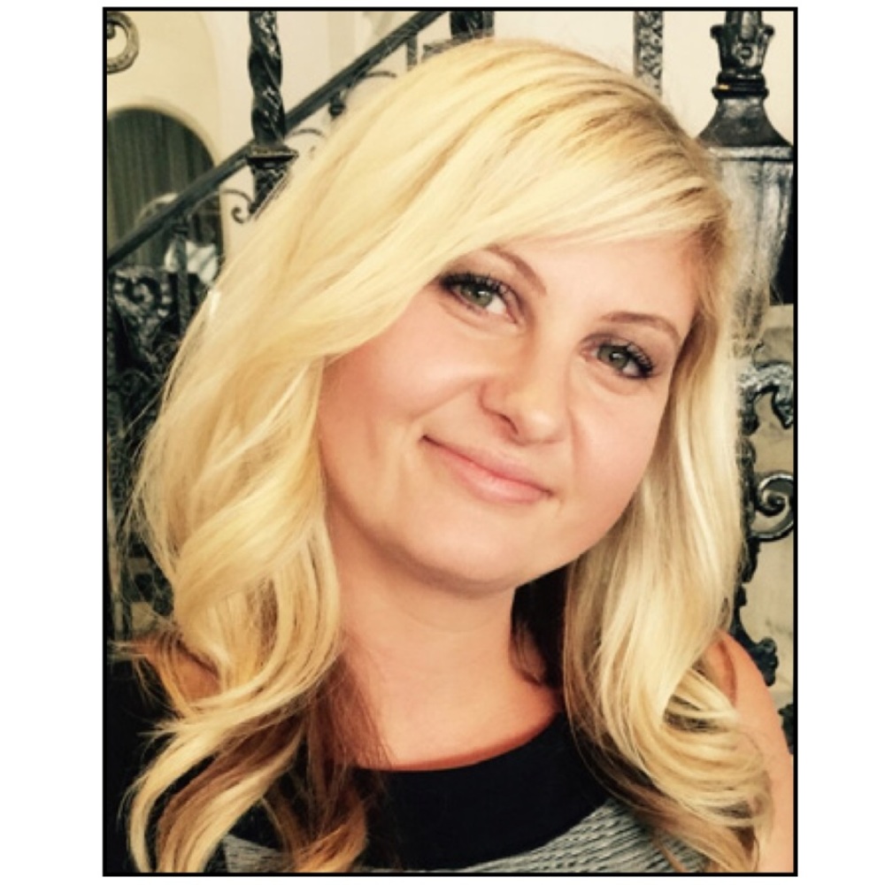 Meet your Posher, Desiree