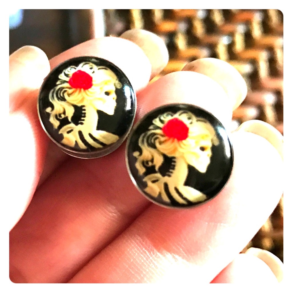00 gauge skeleton cameo earrings