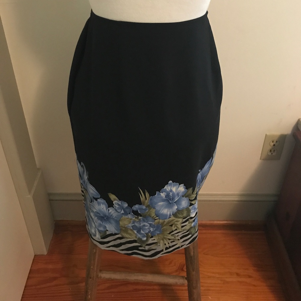 AGB Black/Floral Skirt
