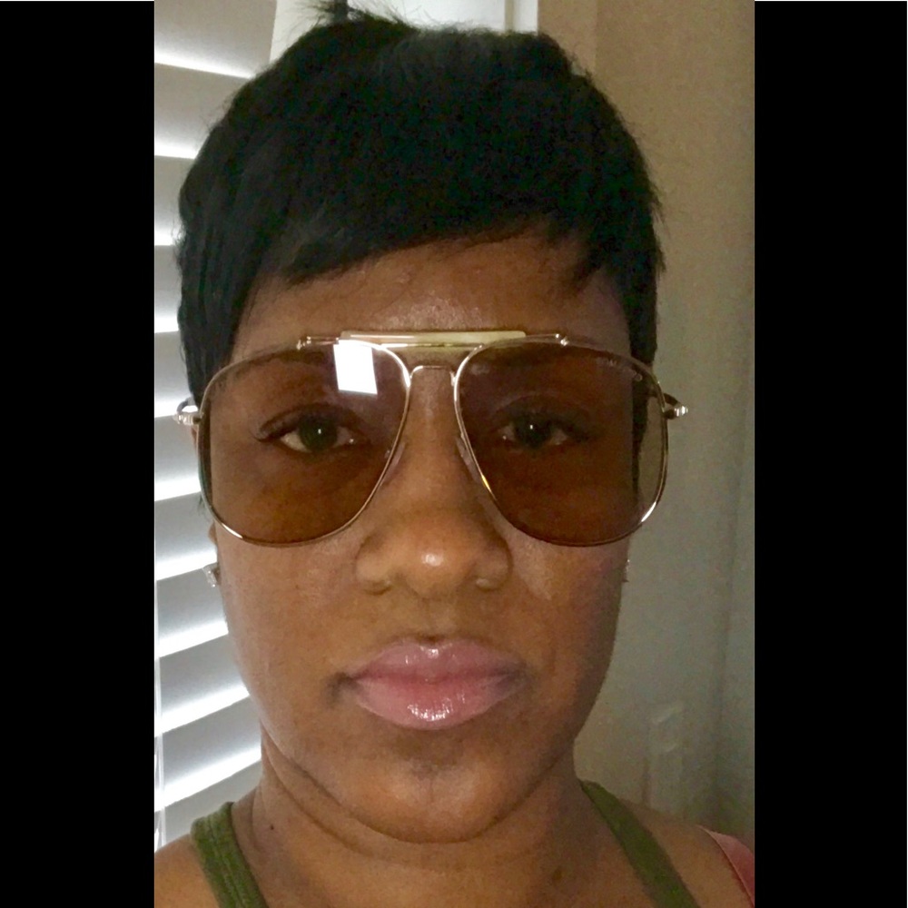 Meet your Posher, Brandy