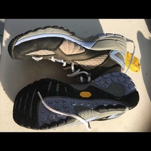 Merrell sneaker