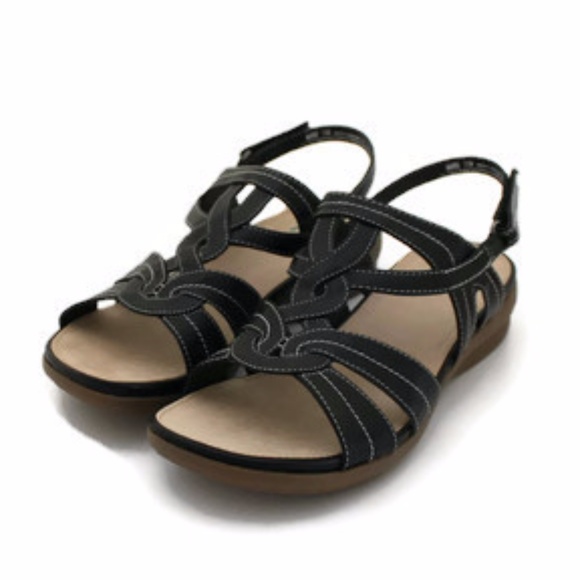 yuu marie sandals