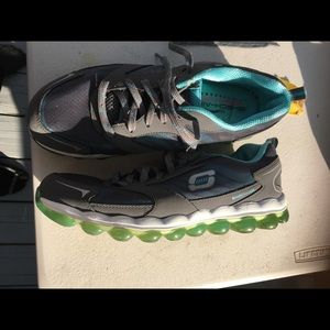 Sketchers comfortable size 9 1/2